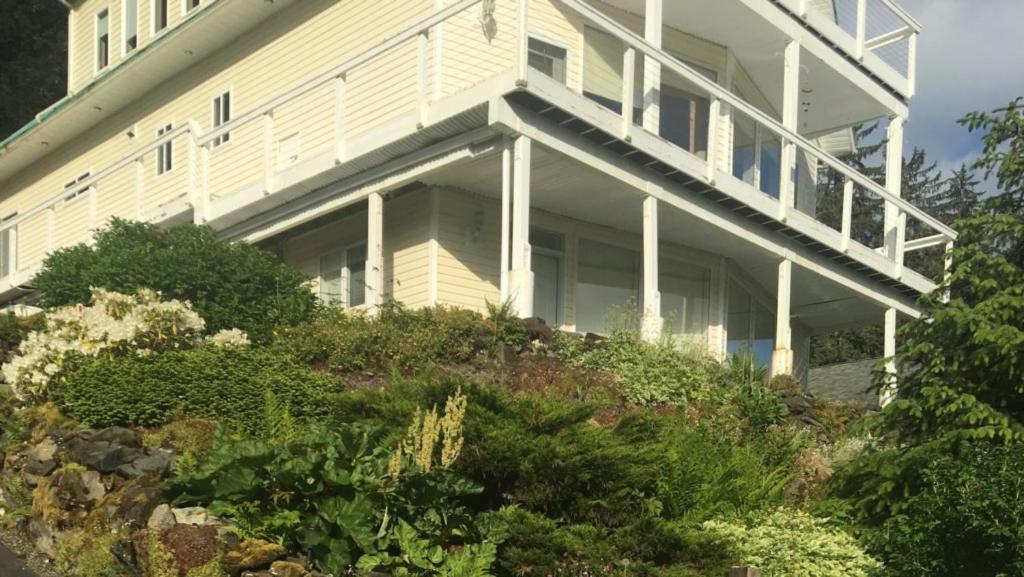 Kelli Creek Cottage - Reduced Price On Tours جونو المظهر الخارجي الصورة