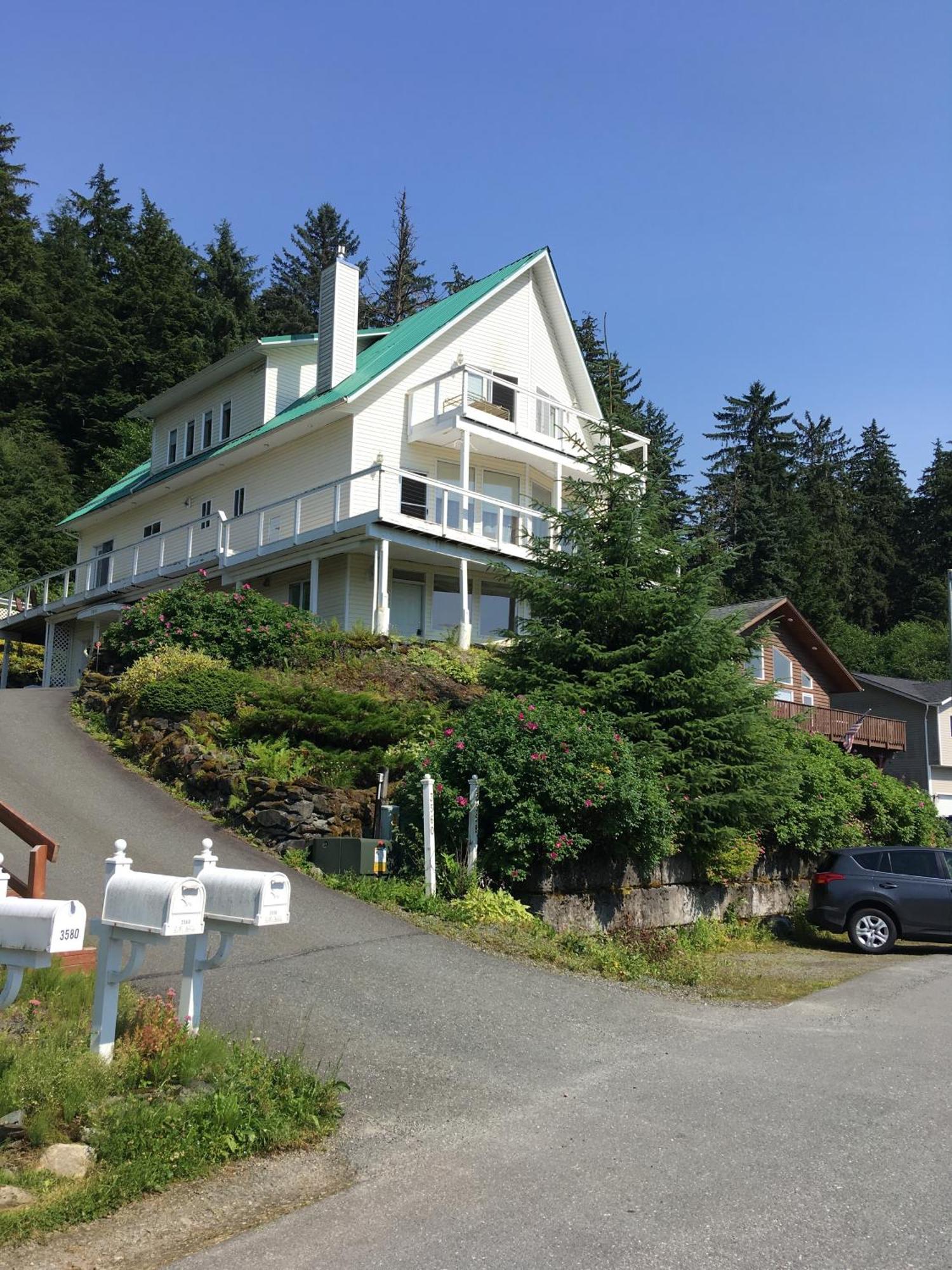 Kelli Creek Cottage - Reduced Price On Tours جونو المظهر الخارجي الصورة